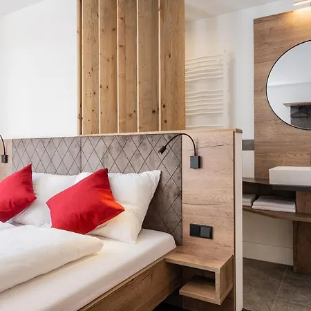 Апарт-отель Bergappartements Proell Клайнарль