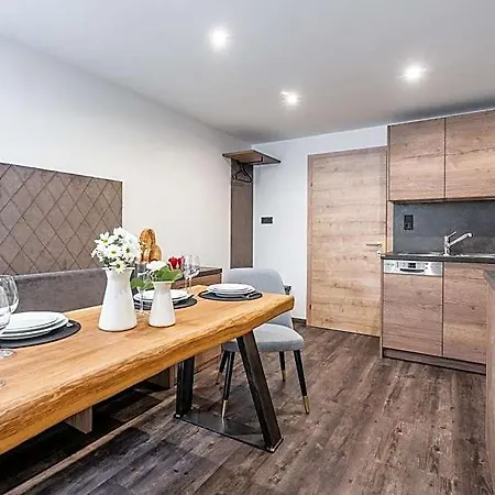 Bergappartements Proell Апарт-отель 4*