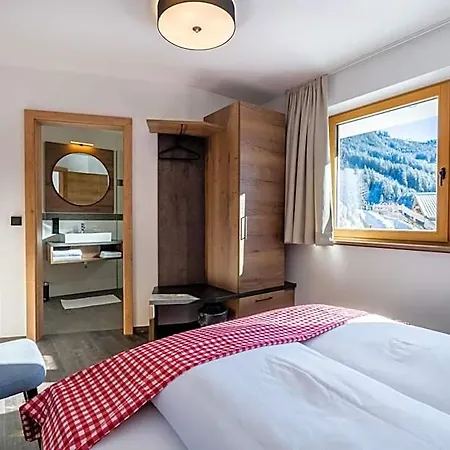 Апарт-отель Bergappartements Proell 4*