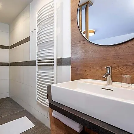 Bergappartements Proell Клайнарль